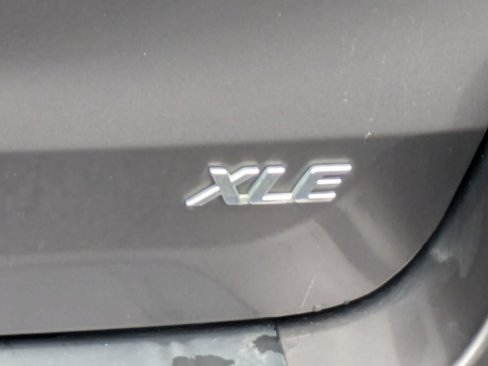 Used 2015 Toyota Sienna XLE Premium image 32