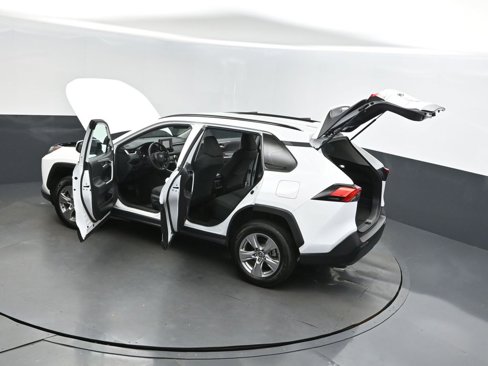 Used 2022 Toyota RAV4 XLE image 48