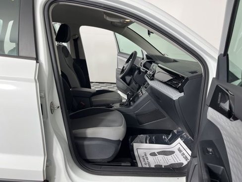 Used 2022 Volkswagen Taos S image 37