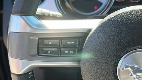 Used 2012 Ford Mustang GT Premium image 12