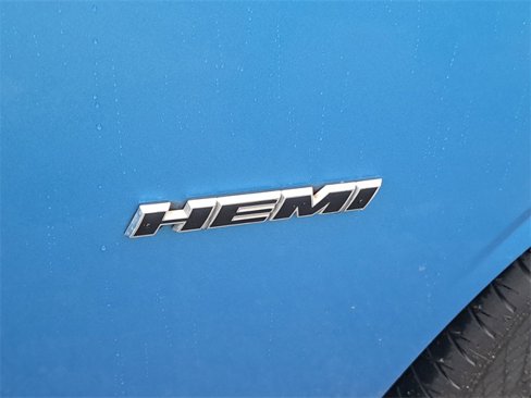 Used 2015 Dodge Challenger R/T Plus image 8