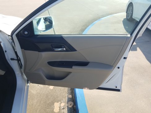 Used 2013 Honda Accord EX-L image 16
