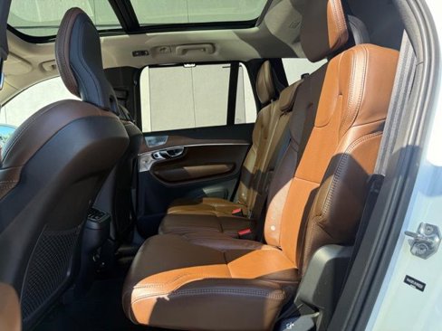 Used 2019 Volvo XC90 T6 Inscription w/ Advanced Package image 16