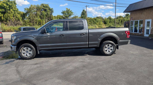 Used 2016 Ford F150 XLT w/ Trailer Tow Package image 24
