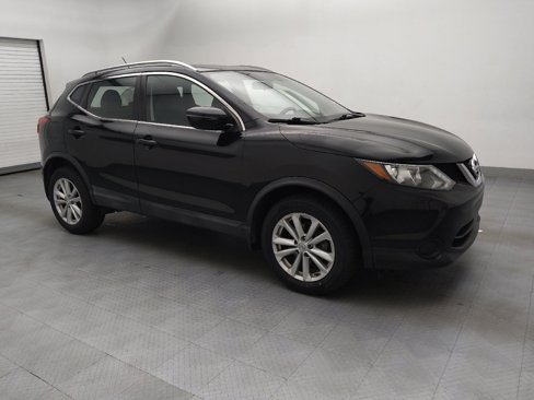 Used 2018 Nissan Rogue Sport SV image 11