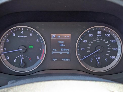 Used 2016 Hyundai Tucson Sport image 32