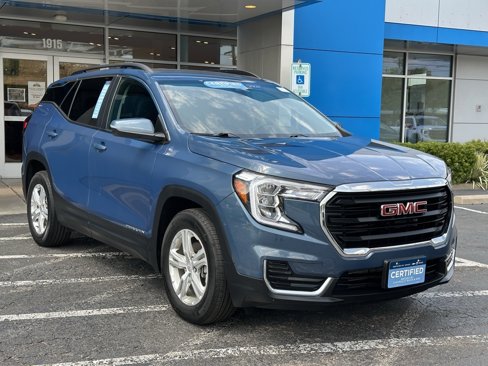 Certified 2024 GMC Terrain SLE w/ Driver Convenience Package image 1