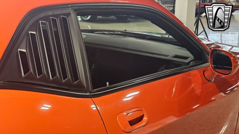 Used 2009 Dodge Challenger SRT8 w/ SRT Option Group II image 15
