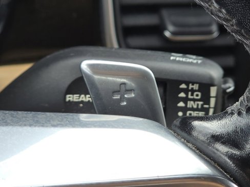 Used 2018 Porsche Macan image 17