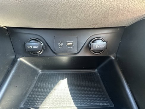 Used 2018 Hyundai Tucson SEL image 16