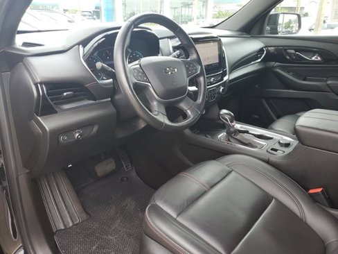 Used 2022 Chevrolet Traverse RS image 20