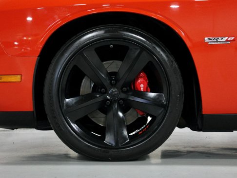 Used 2009 Dodge Challenger SRT8 image 25