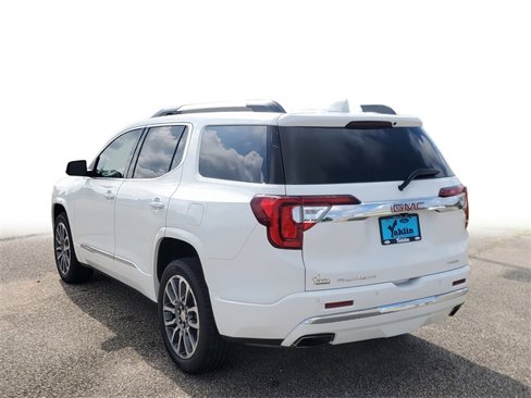 Used 2022 GMC Acadia Denali image 3