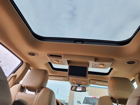 Used 2012 Buick Enclave Premium image 16