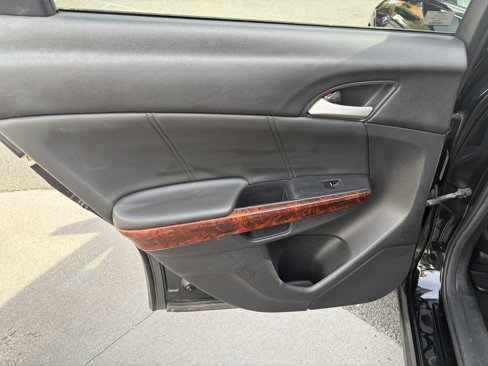Used 2012 Honda Crosstour EX-L image 31