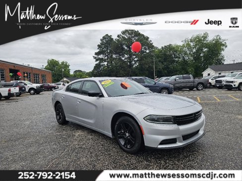 Used 2023 Dodge Charger SXT image 1