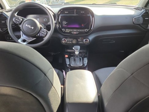 Used 2023 Kia Soul S image 11