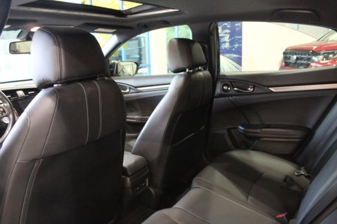 Certified 2018 Honda Civic Sport Touring image 16