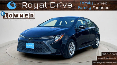 Used 2020 Toyota Corolla LE image 1