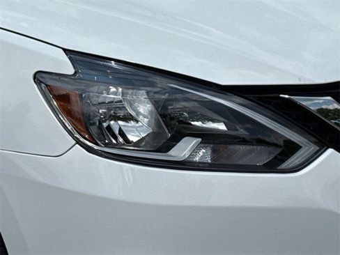 Used 2017 Nissan Sentra S image 28