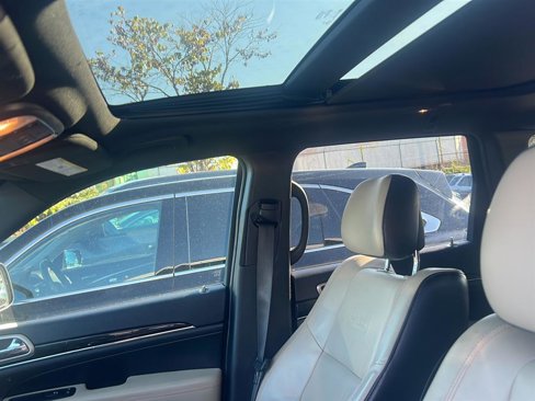 Used 2016 Jeep Grand Cherokee Limited 75th Anniversary image 19