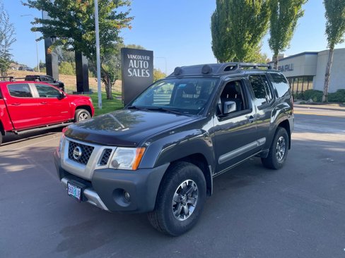Used 2015 Nissan Xterra PRO-4X w/ Pro-4x Leather Package image 1