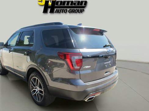 Used 2016 Ford Explorer Sport w/ Equipment Group 401A image 3