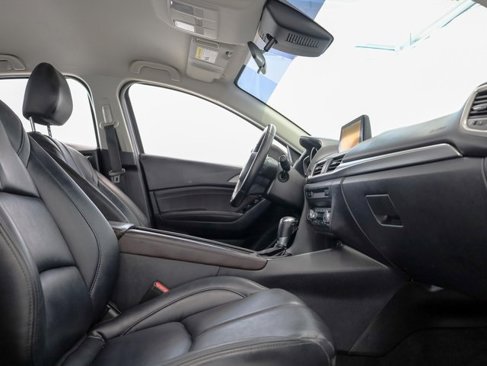 Used 2017 MAZDA MAZDA3 Touring image 27