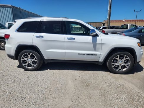 Used 2021 Jeep Grand Cherokee Limited w/ Trailer Tow Group IV image 2