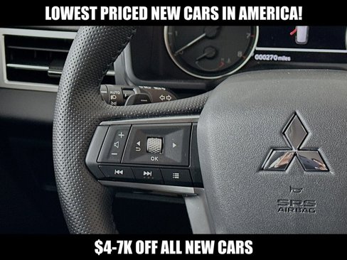 New 2024 Mitsubishi Outlander SE image 13