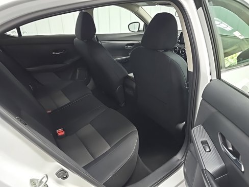 Used 2023 Nissan Sentra SV image 17
