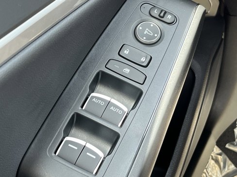 New 2025 Acura Integra image 31