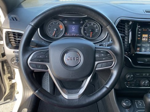 Used 2019 Jeep Cherokee High Altitude image 36