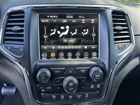 Used 2018 Jeep Grand Cherokee Altitude image 13
