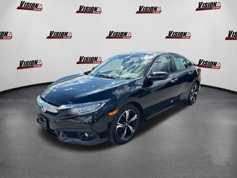 Used 2018 Honda Civic Touring image 1