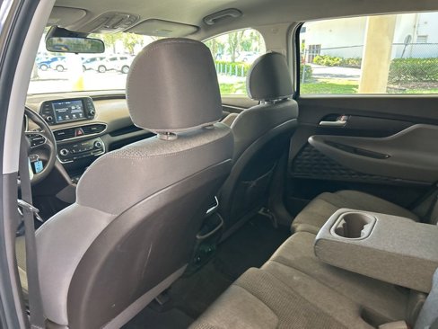 Used 2019 Hyundai Santa Fe SE image 31