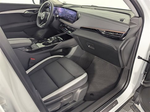 Used 2025 Buick Envision Sport Touring image 37