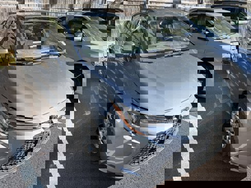 Used 2021 Toyota Corolla LE image 1