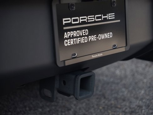 Certified 2025 Porsche Macan image 19