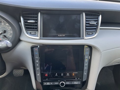 Used 2025 INFINITI QX50 Luxe image 12