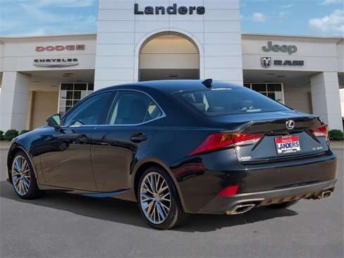Used 2018 Lexus IS 300 image 6