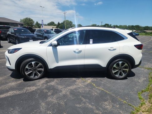 Certified 2023 Ford Escape Platinum image 5