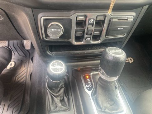 Used 2019 Jeep Wrangler Unlimited Sport S image 16