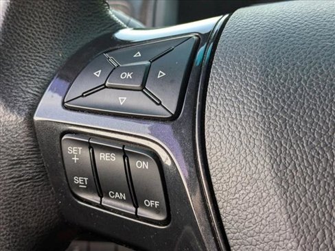 Used 2017 Ford Explorer XLT w/ Equipment Group 202A image 16