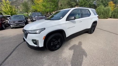 Used 2022 Chevrolet Traverse LS w/ Midnight/Sport Edition image 4