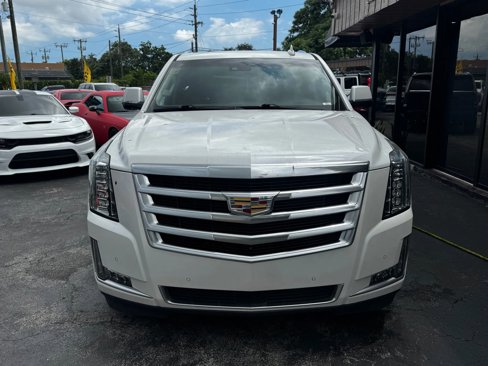 Used 2016 Cadillac Escalade Premium image 5