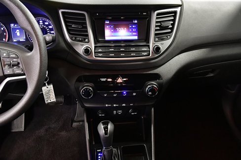 Used 2018 Hyundai Tucson SE image 24
