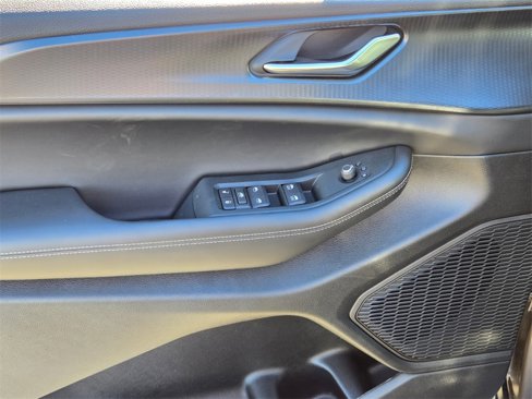 New 2025 Jeep Grand Cherokee L Laredo image 12