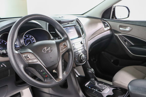 Used 2017 Hyundai Santa Fe SE image 21