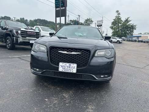Used 2015 Chrysler 300 S w/ 300S Premium Group image 8
